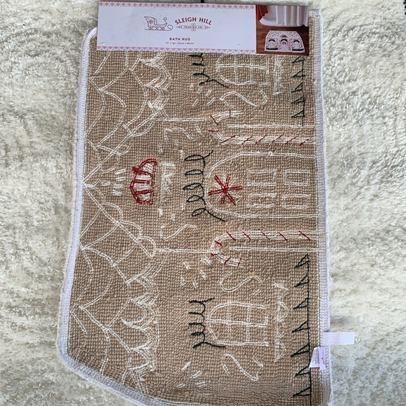 Gingerbread House Bath Rug Bath Mat NWT - Picture 9 of 10